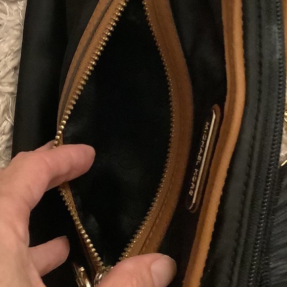 EUC Michael Kors Nylon Crossbody - Picture 6 of 13